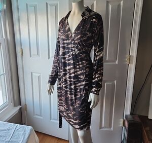 Calvin Klein Collection Black and Cream Long Sleeve Dress